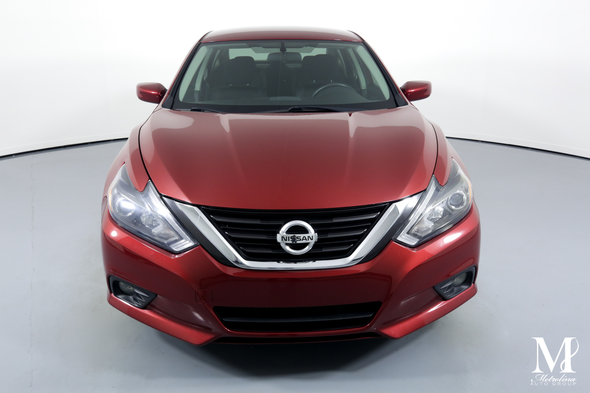 Used 2016 Nissan Altima 2.5 SR for sale $11,996 at Metrolina Auto Group in Charlotte NC 28217 - 3