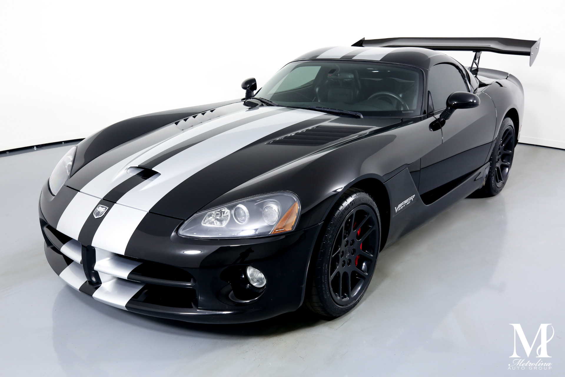 Used 2006 Dodge Viper SRT-10 for sale $64,996 at Metrolina Auto Group in Charlotte NC 28217 - 4