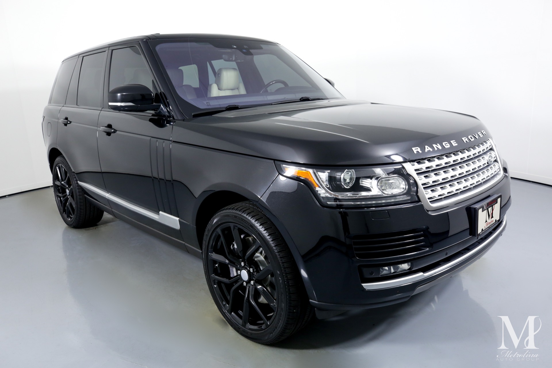 Used 2017 Land Rover Range Rover HSE for sale $51,996 at Metrolina Auto Group in Charlotte NC 28217 - 2
